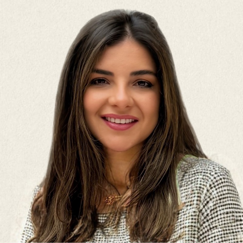 atousa hadjilou headshot