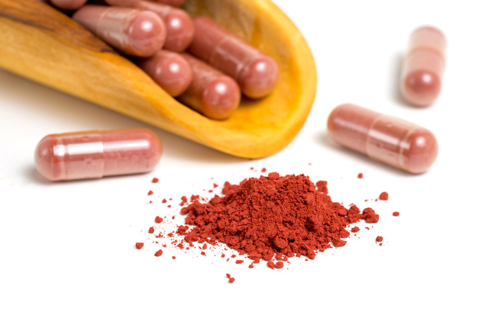 Red yeast rice powder and capsules