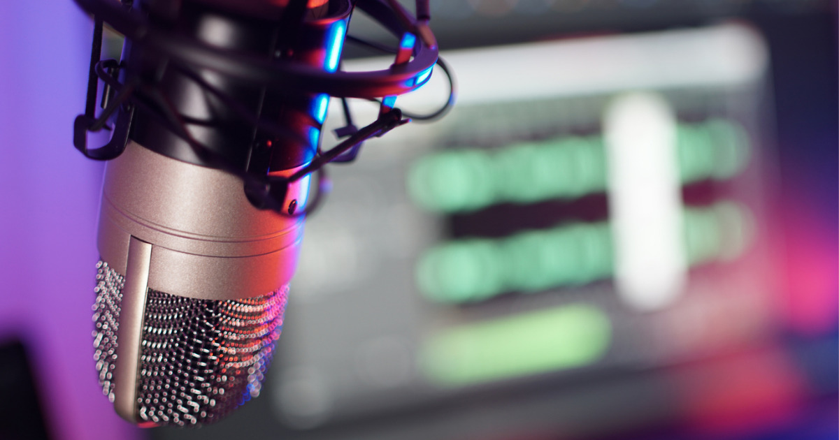 studio microphone recording podcast